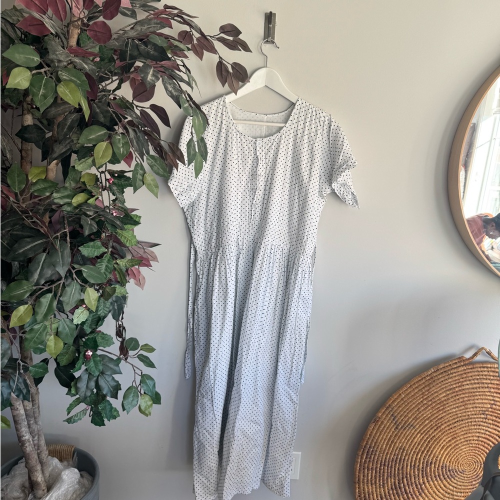 Vintage White/blue large Polka Dot Dress